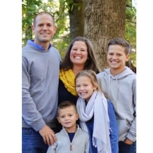 Meet your Posher, Casey